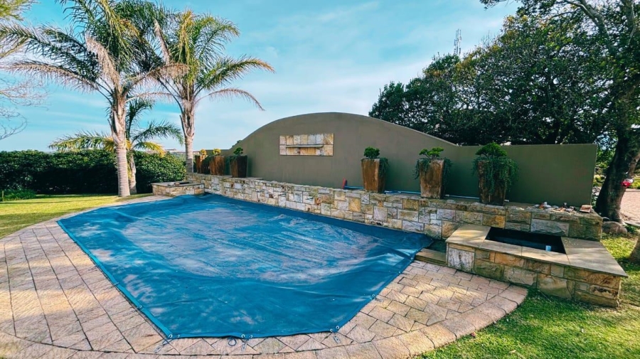 4 Bedroom Property for Sale in Grootbrakhoogte Western Cape